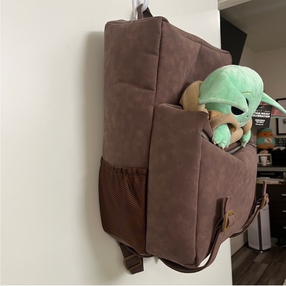 Rare Star Wars BABY YODA 🥺❤️ Celebration Mandalorian The Child Backpack NWT ! - Picture 3 of 12